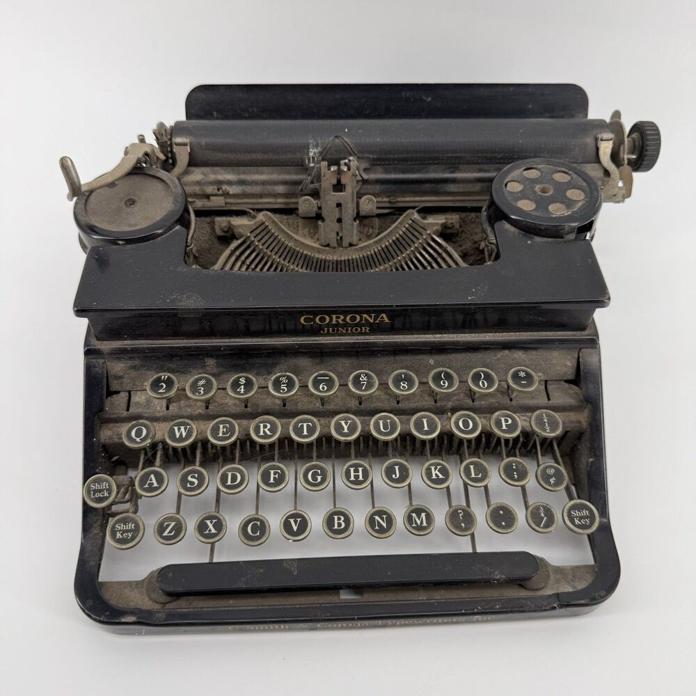 Vintage Corona Junior Standard Portable Black Typewriter *restoration candidate*